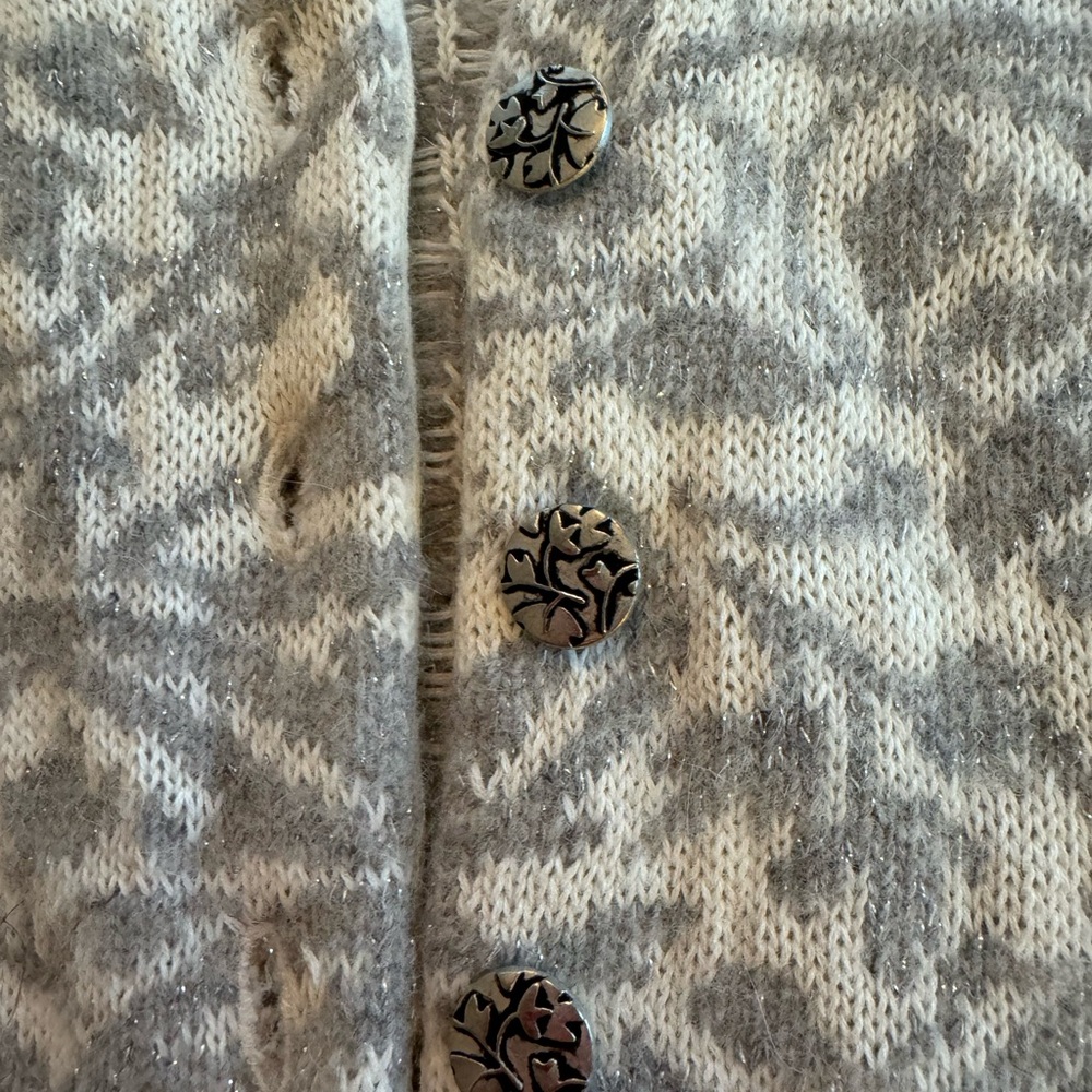 Cardigan - Picture 4 of 5